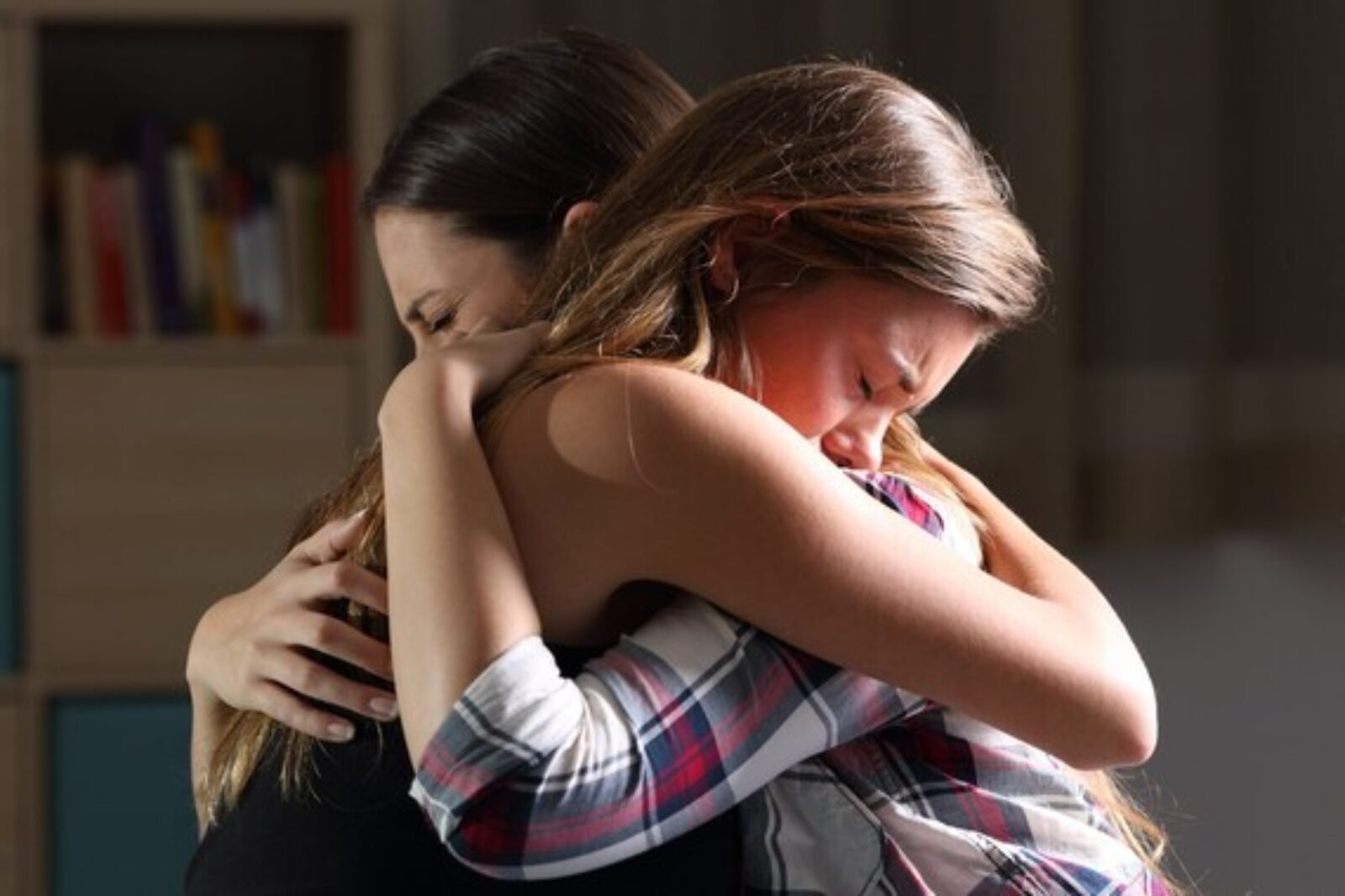 Come aiutare i figli adolescenti ad affrontare la prima delusione d’amore?